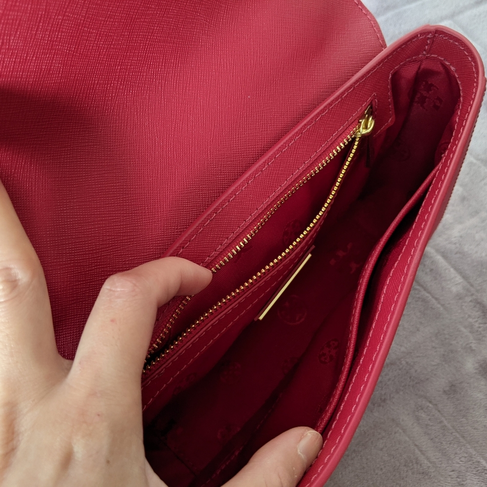 SOLD Tory burch crossbody bag - Picture 5 of 5